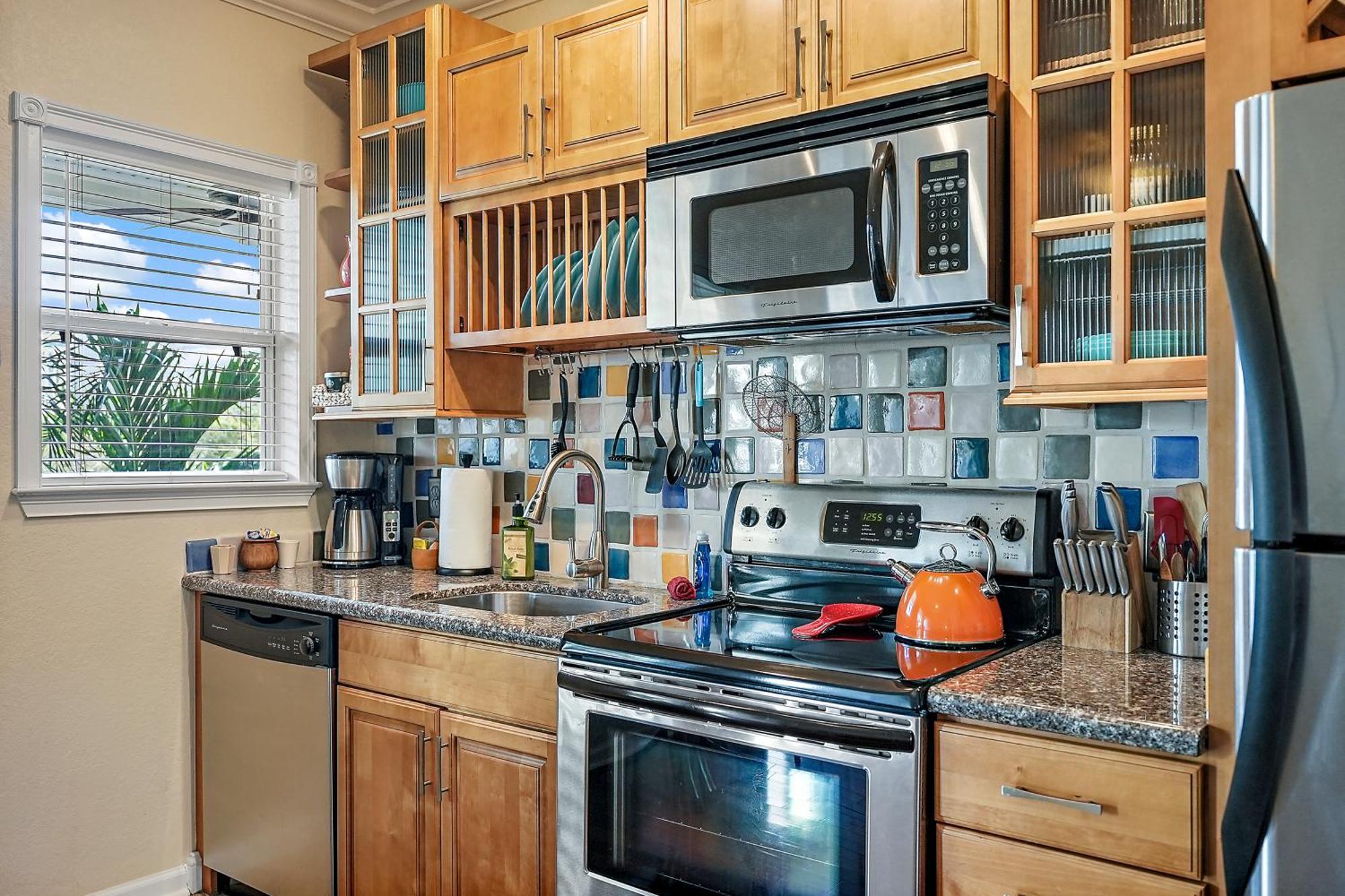 Вілла Wine-Dine-Sunshine Cozy Flat In The Heart Of Dtsp Сент-Пітерсбург Екстер'єр фото