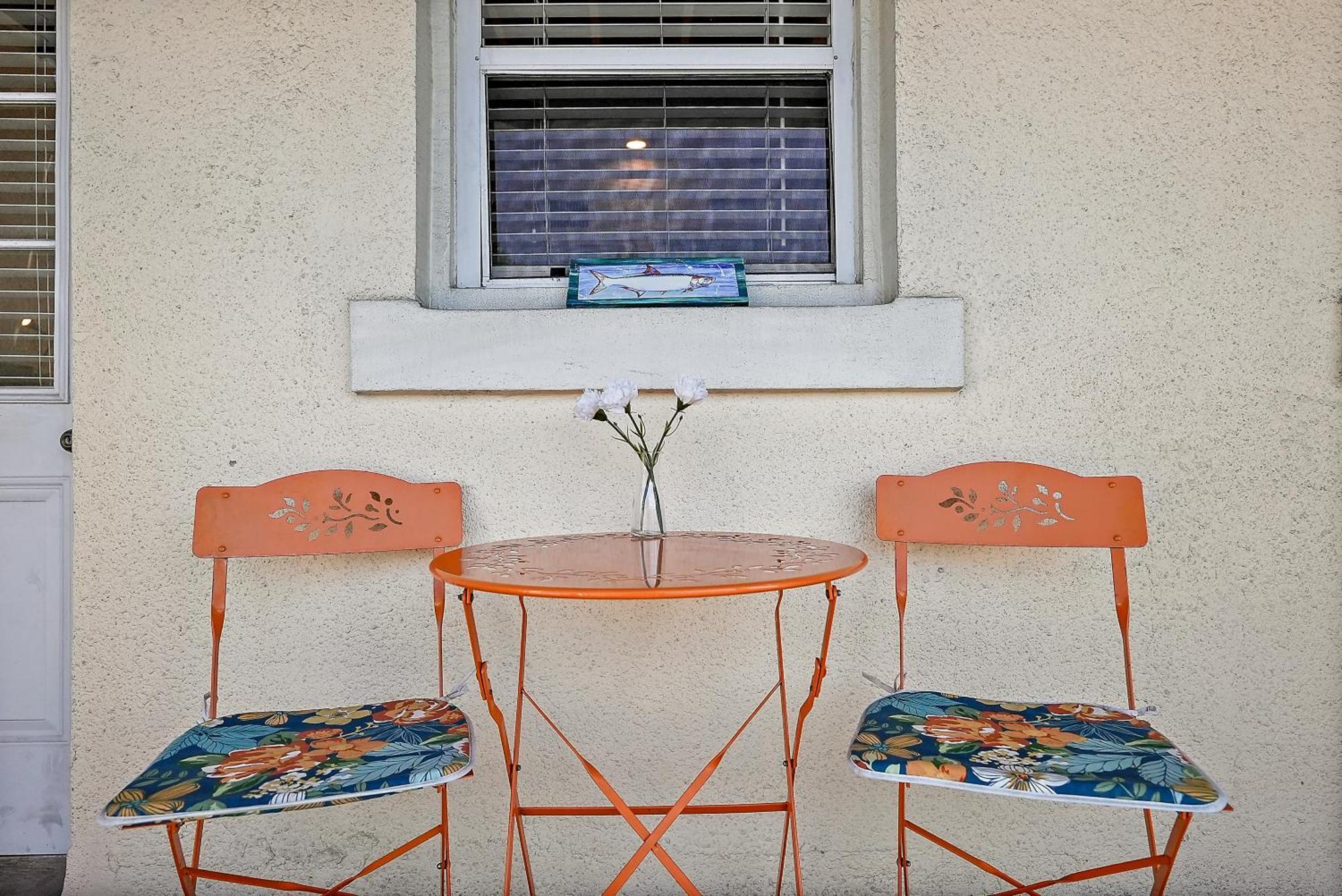 Вілла Wine-Dine-Sunshine Cozy Flat In The Heart Of Dtsp Сент-Пітерсбург Екстер'єр фото